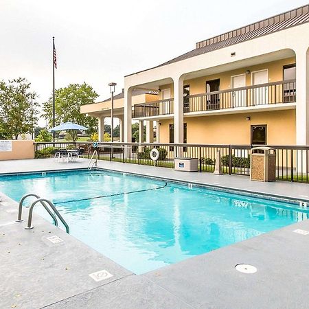Quality Inn At The Mall - Valdosta Buitenkant foto