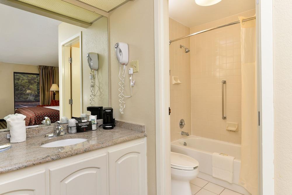 Quality Inn At The Mall - Valdosta Buitenkant foto