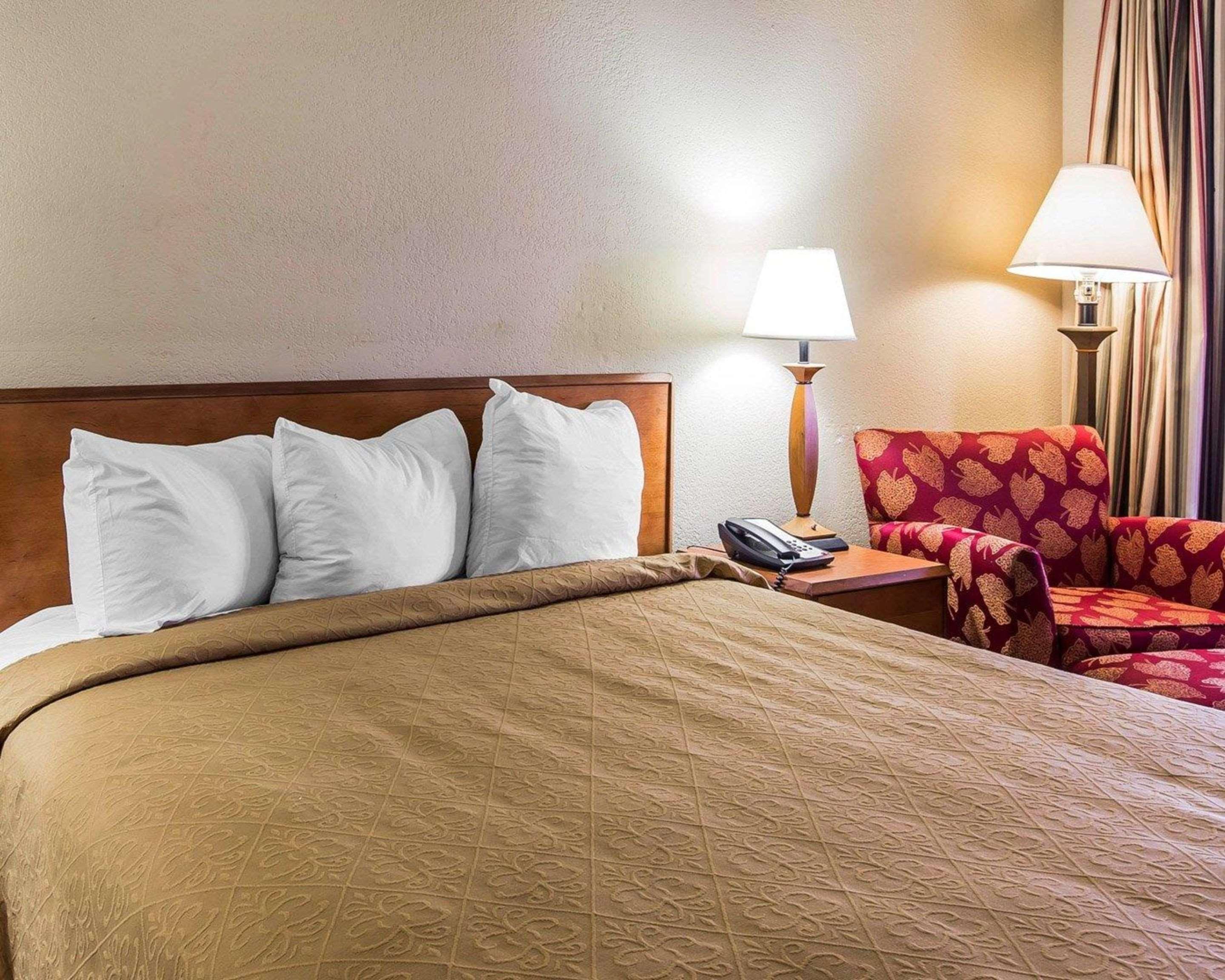 Quality Inn At The Mall - Valdosta Buitenkant foto